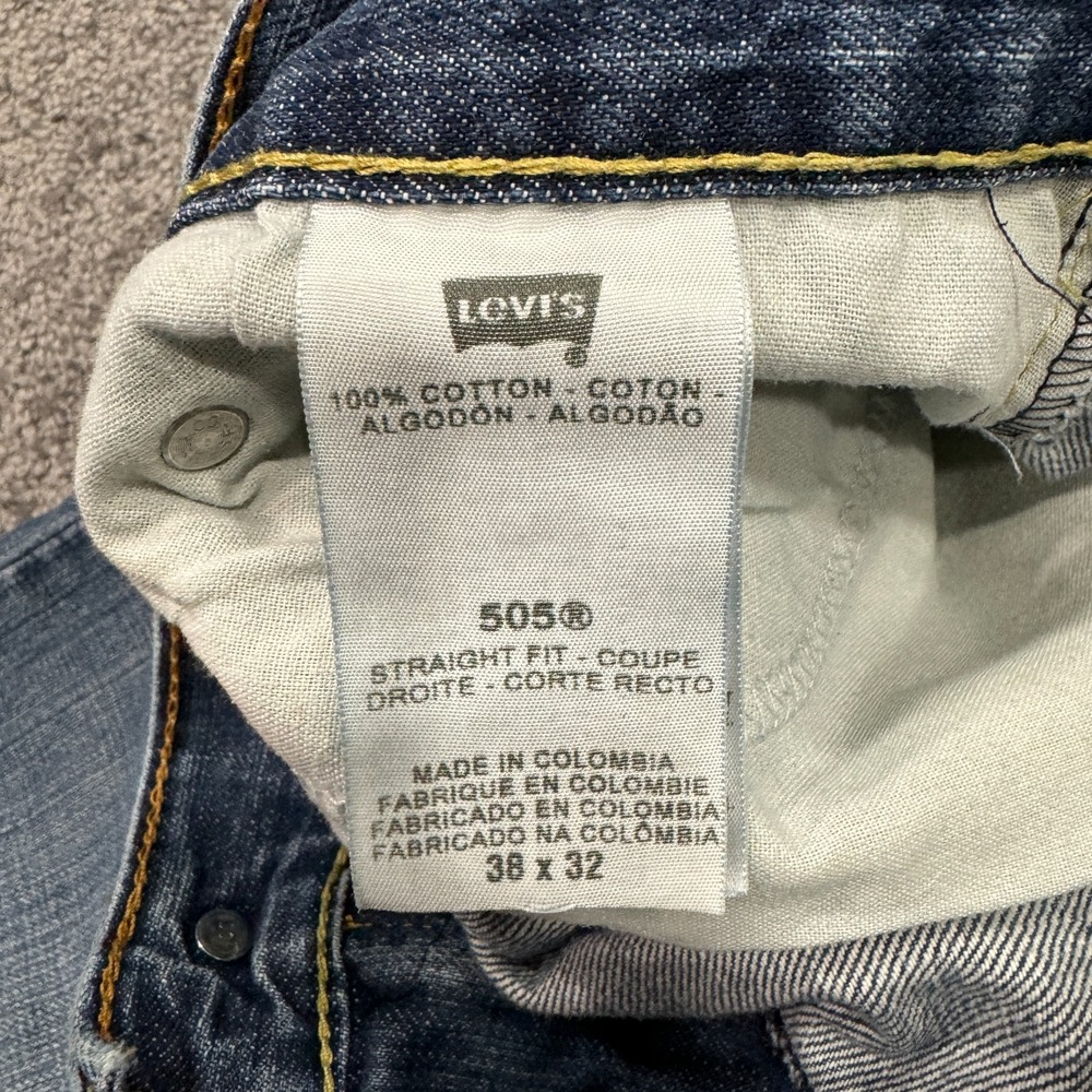 Levis Jeans Mens 38x32 Blue 505 Regular Fit Straight Leg Medium Wash Denim Work - Picture 8 of 10